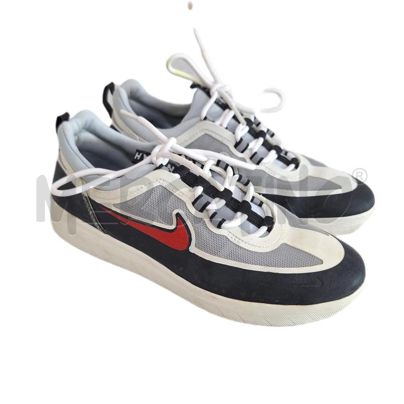 SCARPE DONNA NIKE SB NYJAH GRIGIO BIANCO | Mercatino dell'Usato Ottaviano 1