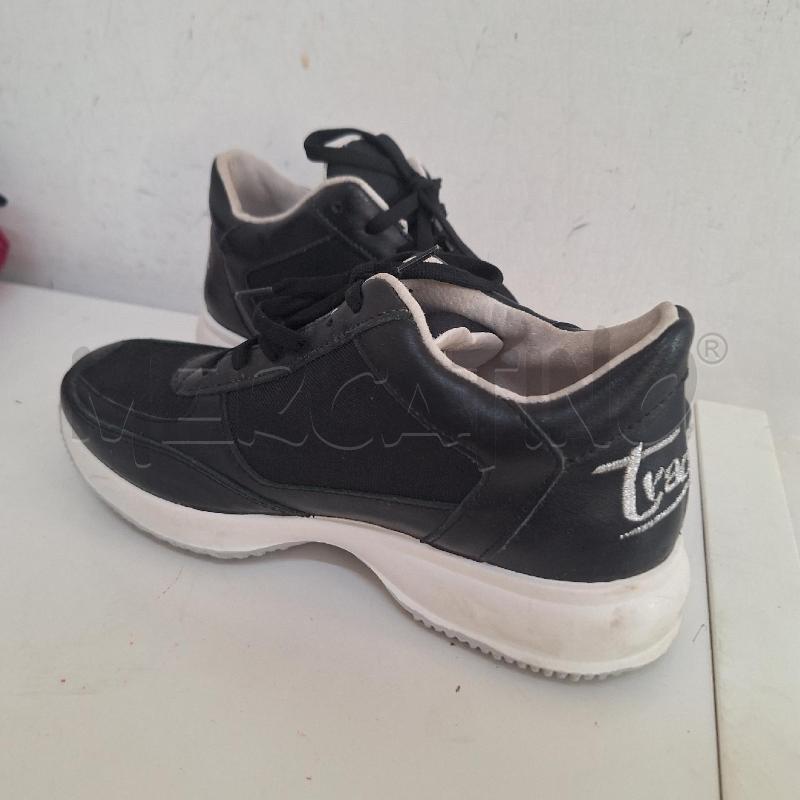 SCARPE DONNA TRACCE NERO  | Mercatino dell'Usato Ottaviano 2
