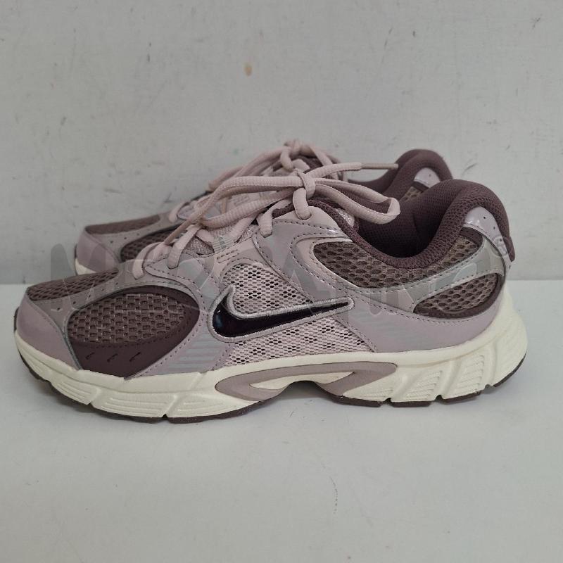 SCARPE NIKE V5 RNR UNISEX TAUPE HAZE BURGUNDY ASH | Mercatino dell'Usato Ottaviano 3