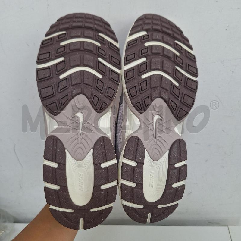 SCARPE NIKE V5 RNR UNISEX TAUPE HAZE BURGUNDY ASH | Mercatino dell'Usato Ottaviano 5
