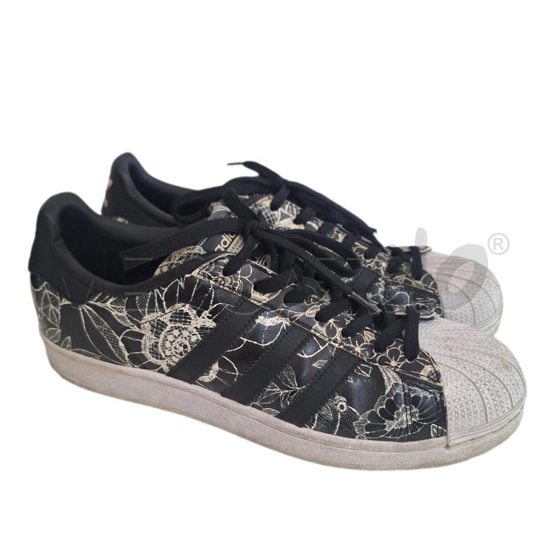 SCARPE UOMO ADIDAS SUPERSTAR NERO BIANCO FIORI | Mercatino dell'Usato Ottaviano 1