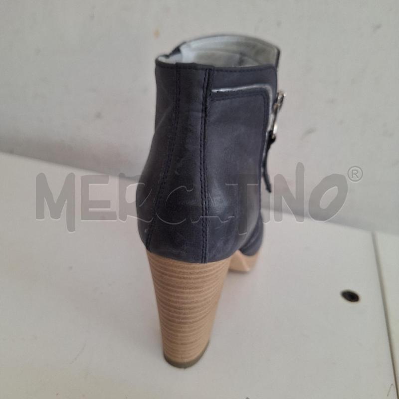 STIVALETTI DONNA NEROGIARDINI BLU TACCO | Mercatino dell'Usato Ottaviano 4