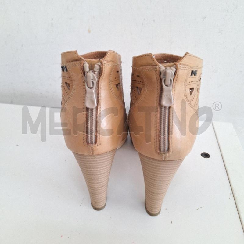 STIVALETTI DONNA NEROGIARDINI NERO GIARDINI BEIGE TACCO PELLE | Mercatino dell'Usato Ottaviano 4