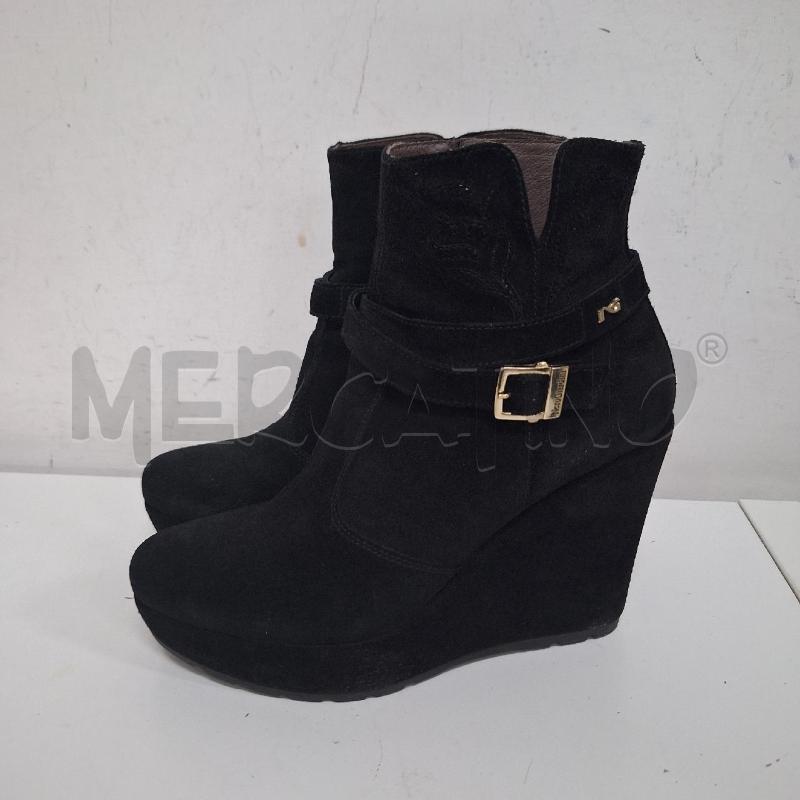 STIVALETTI DONNA NEROGIARDINI NERO ZEPPA | Mercatino dell'Usato Ottaviano 2