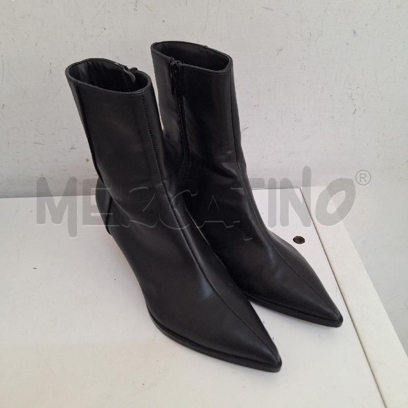 STIVALETTI DONNA ZARA NERO PUNTA | Mercatino dell'Usato Ottaviano 2