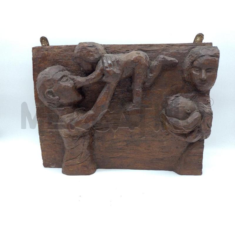 BASSORILIEVO LEGNO FAMIGLIA | Mercatino dell'Usato Oristano 1
