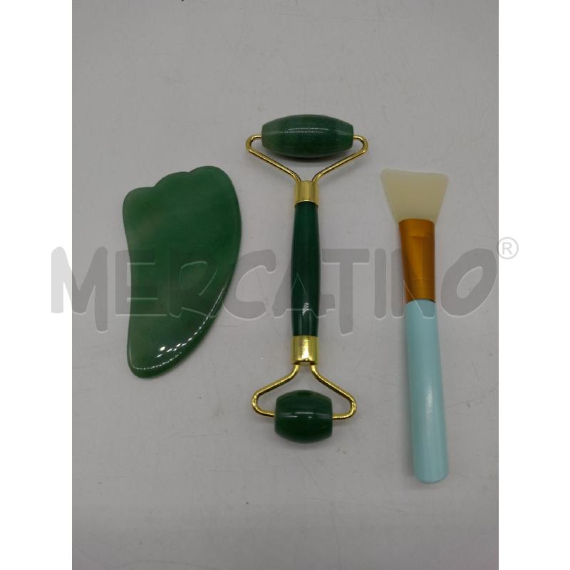 KIT MASSAGGIO VISO GIADA NATURALE | Mercatino dell'Usato Oristano 1
