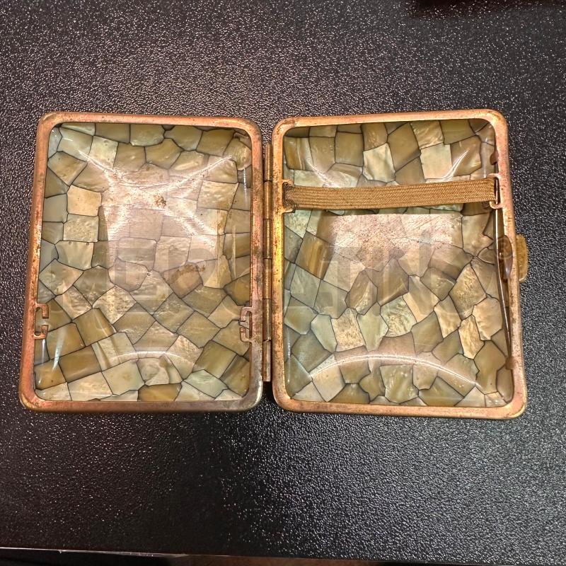 PORTA SIGARETTE MADREPERLA ANNI 40/50 RAME | Mercatino dell'Usato Oristano 3