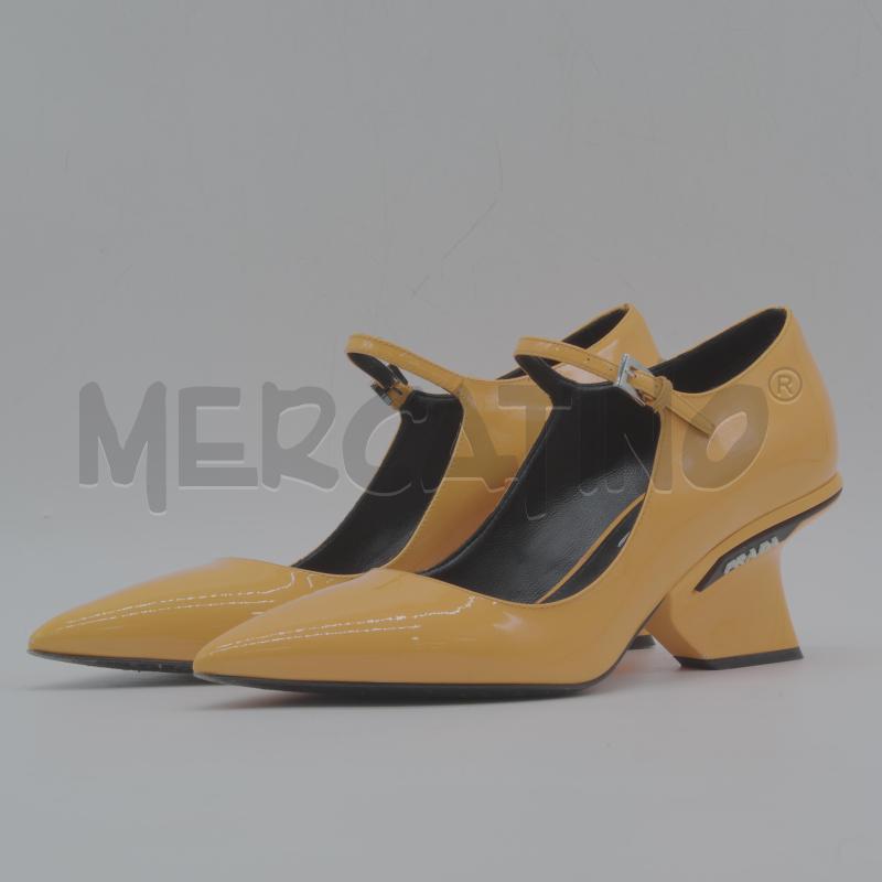 PRADA SCARPE D ARANCIO FLUO DA RIV | Mercatino dell'Usato Oristano 2