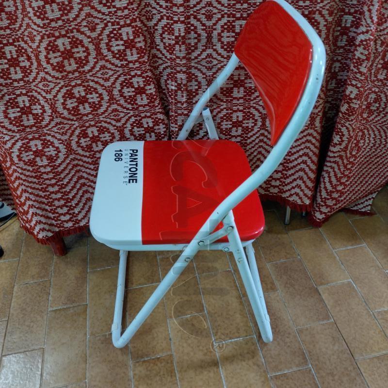 SEDIA PIEGHEVOLE SELETTI PANTONE ROSSA 186 UNIVERSE | Mercatino dell'Usato Oristano 2