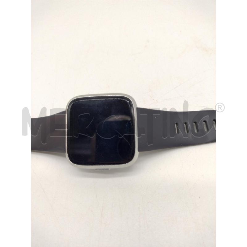 SMART WATCH FITBIT 4  | Mercatino dell'Usato Oristano 4