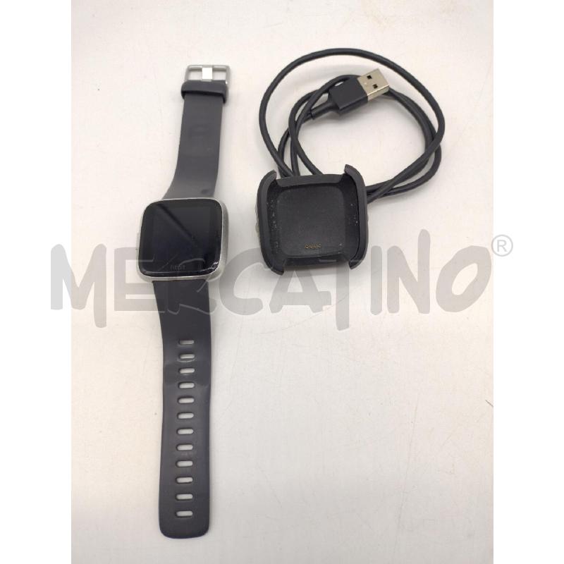 SMART WATCH FITBIT 4  | Mercatino dell'Usato Oristano 5