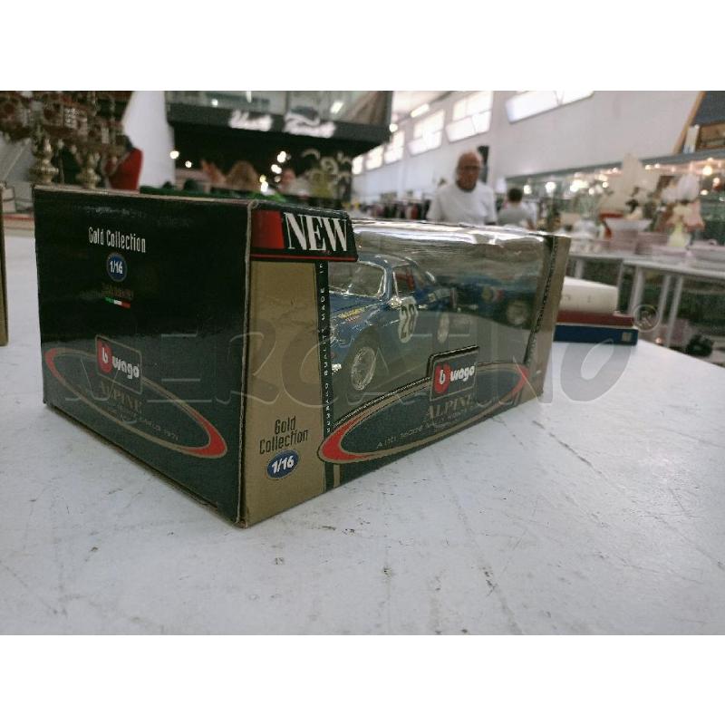 MODELLINO AUTO BURRAGO GOLD | Mercatino dell'Usato Palermo 5