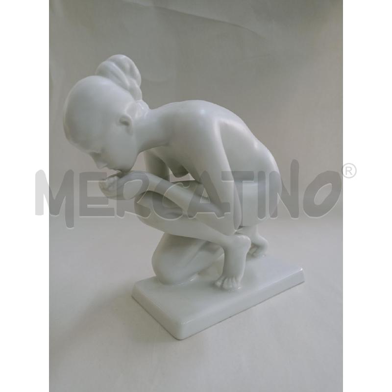 STATUETTA DONNA CHE BEVE RONTHALE | Mercatino dell'Usato Palermo 3