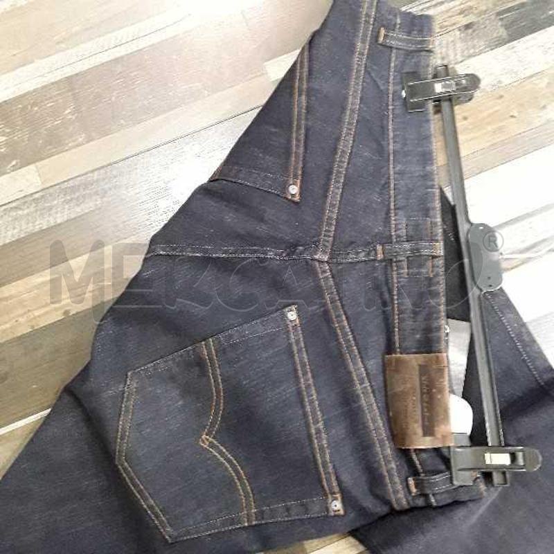 Jeans on sale latino prezzi