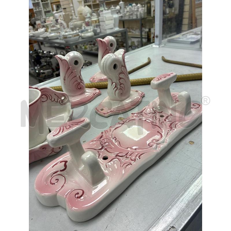 ACCESSORI BAGNO ROSA | Mercatino dell'Usato Montesilvano 2