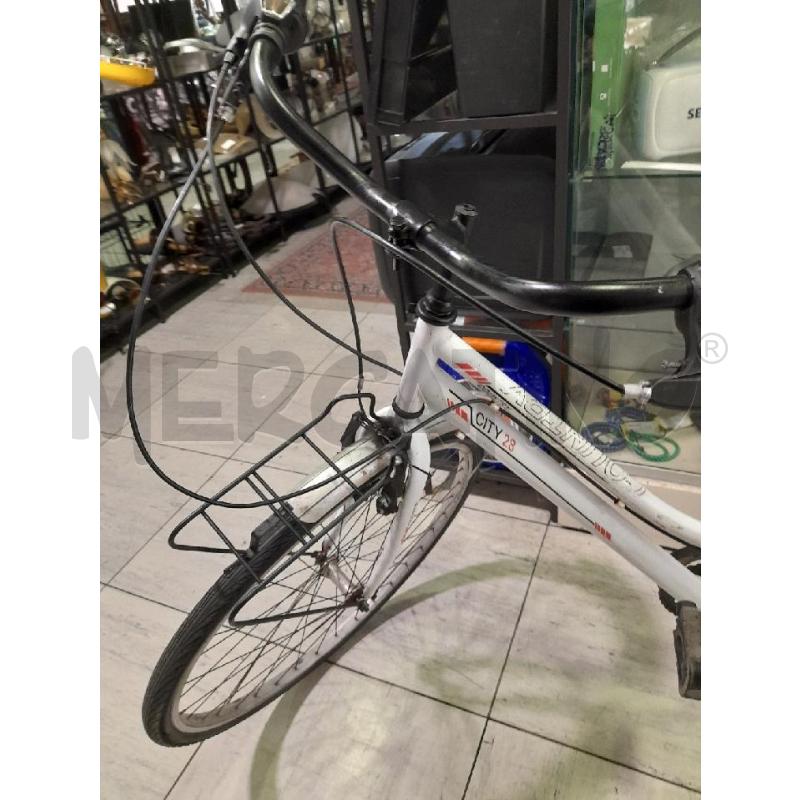 BICICLETTA DONNA BIANCA COUNTRY | Mercatino dell'Usato Montesilvano 2