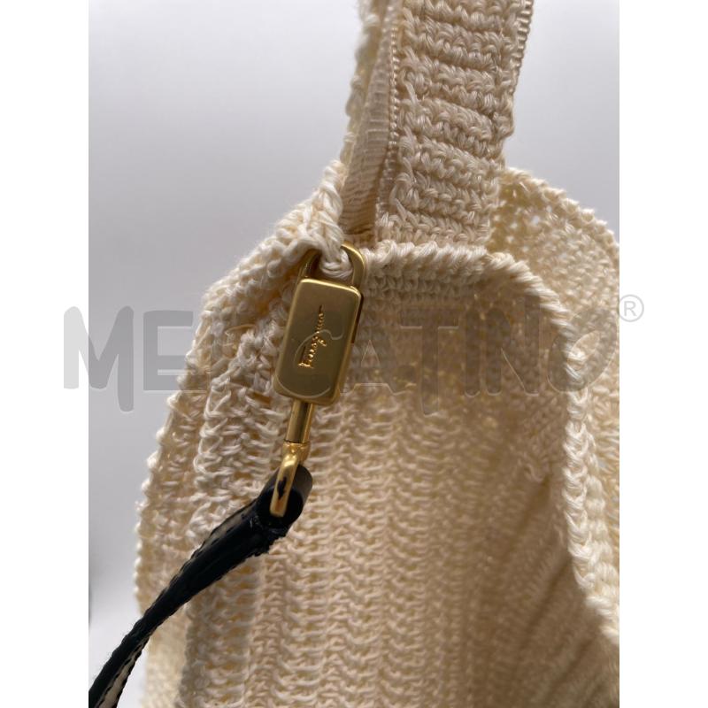 BORSA DONNA ARTIGIANALE BEIGE TRACOLLA FERRAGAMO | Mercatino dell'Usato Montesilvano 2