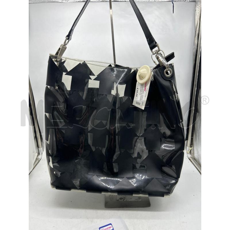 BORSA DONNA GF FERRE PLASTICA FRECCE NERE | Mercatino dell'Usato Montesilvano 1