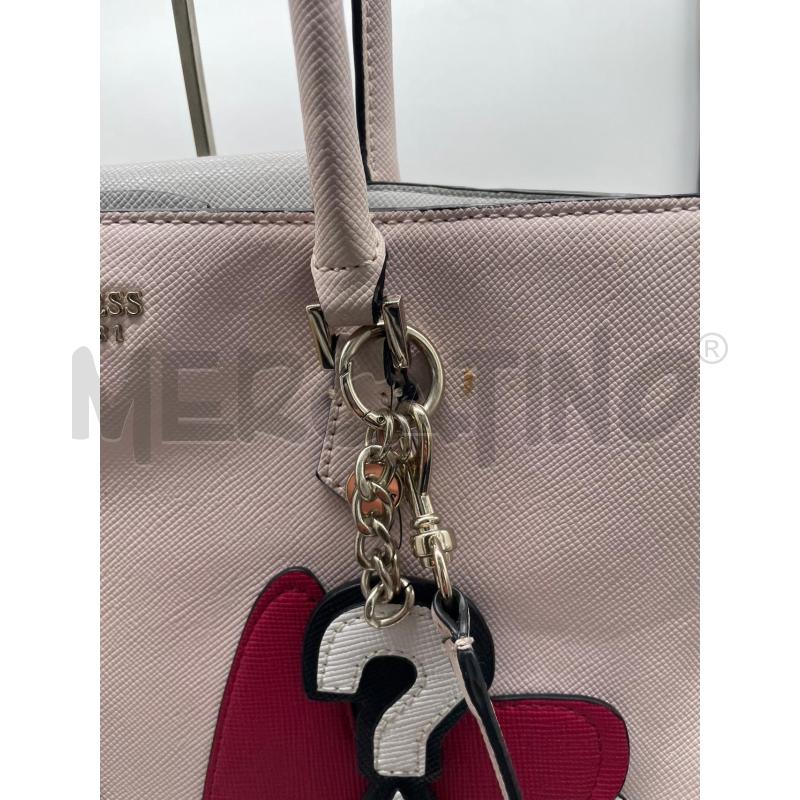 BORSA DONNA GUESS ROSA CUORI ROSSI | Mercatino dell'Usato Montesilvano 2