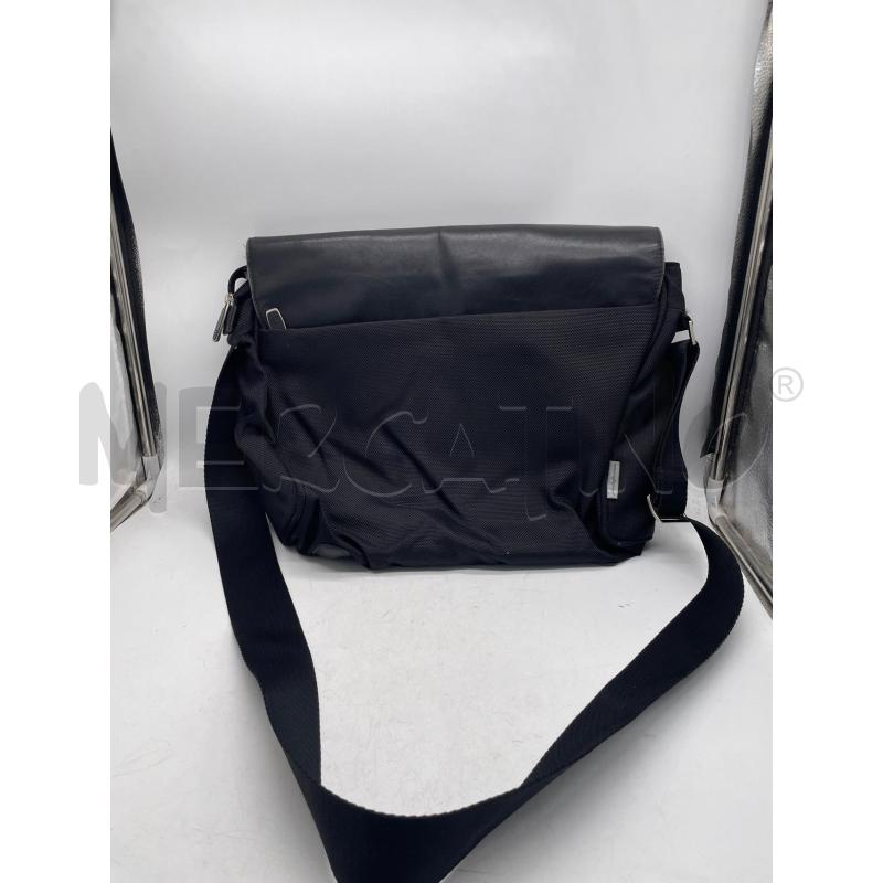 BORSA UOMO PORTA PC BRICS PININFARINA NERA | Mercatino dell'Usato Montesilvano 3