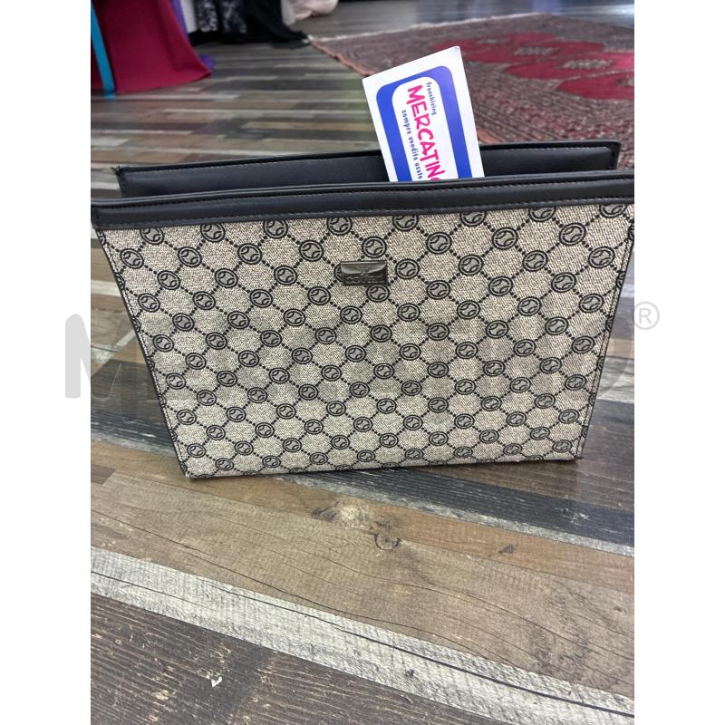 BORSELLO UOMO RETTANGOLAE BEIGE NERI COVERI | Mercatino dell'Usato Montesilvano 1