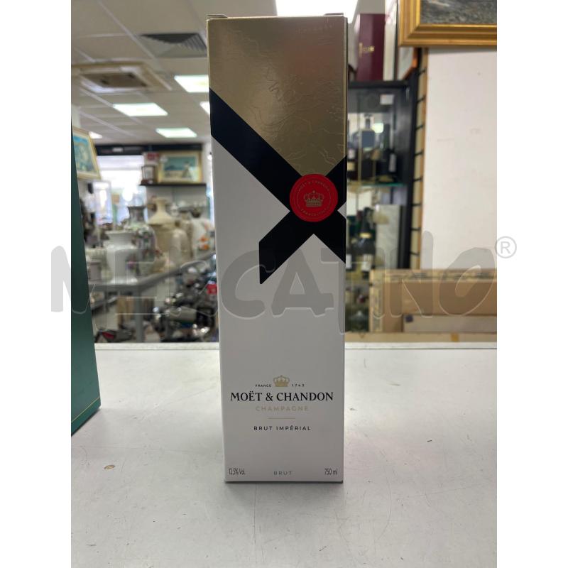 BOTTIGLIA DA COLLEZIONE MOET CHANDON | Mercatino dell'Usato Montesilvano 1