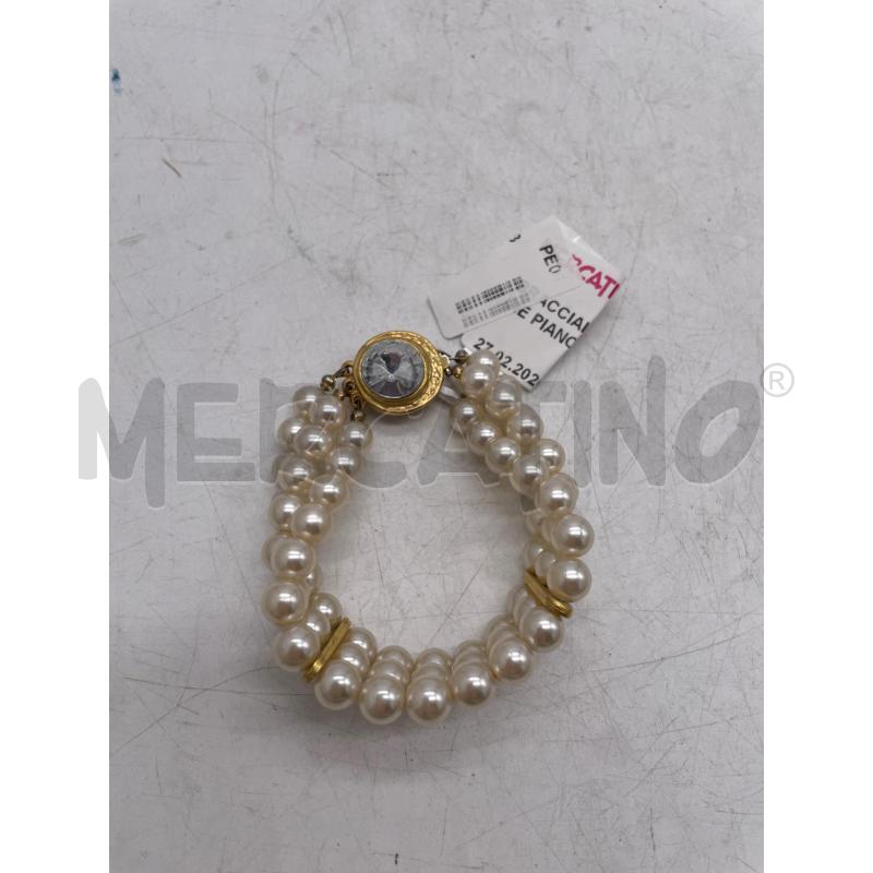 BRACCIALE 3 FILI PERLINE PIANCHE CHIUSURA DORATA STILE VINTAGE | Mercatino dell'Usato Montesilvano 1