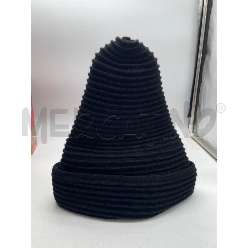 CAPPELLO DONNA MAX & CO NERO A PUNTA RIGHE | Mercatino dell'Usato Montesilvano 1