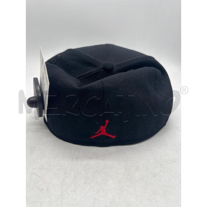 CAPPELLO UOMO JORDAN NERO LOGATO ROSSO  | Mercatino dell'Usato Montesilvano 2