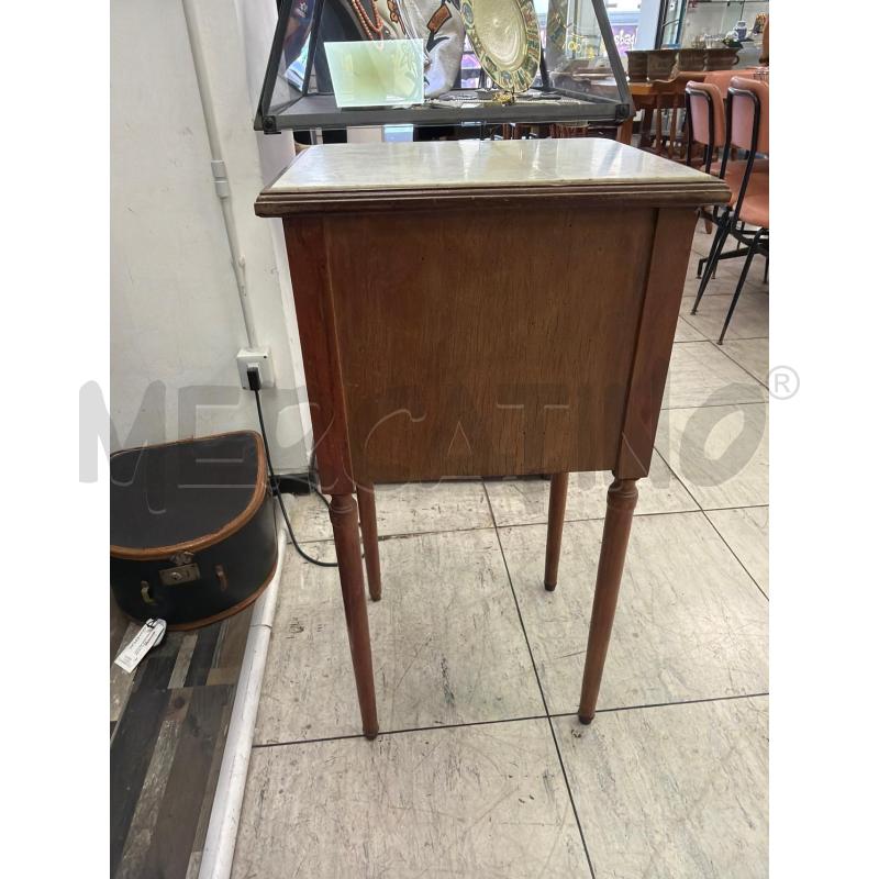 COMODINO LEGNO PIANO E INTERNO MARMO BORCHIE BRONZO RESTAURATO | Mercatino dell'Usato Montesilvano 5