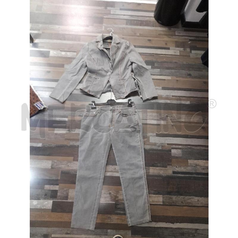 COMPLETO DONNA CARLA CARINI JEANS GRIGIO | Mercatino dell'Usato Montesilvano 1