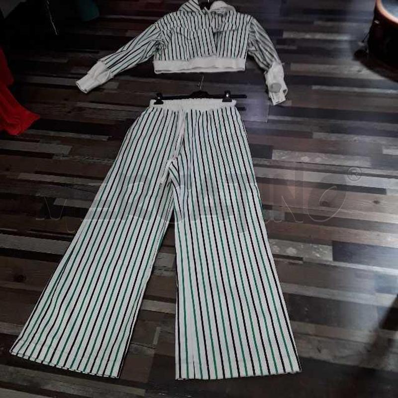 COMPLETO DONNA LUMINA BIANCO RIGHINE NERE VERDI | Mercatino dell'Usato Montesilvano 2