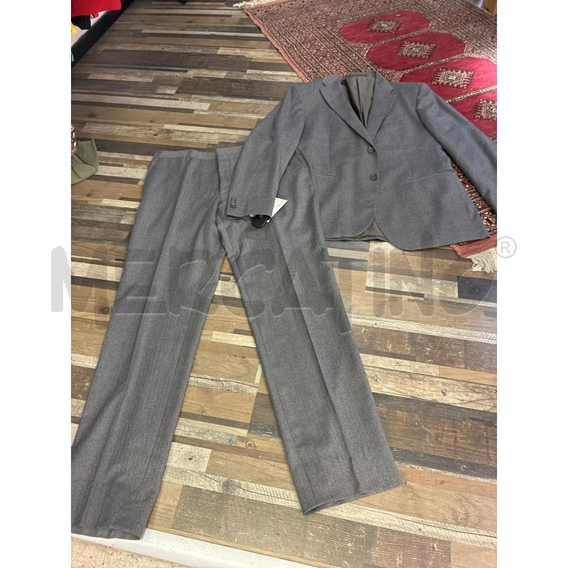 COMPLETO UOMO GRIGIO SPIGATO COLLECTION CORNELIANI TG 54 | Mercatino dell'Usato Montesilvano 1