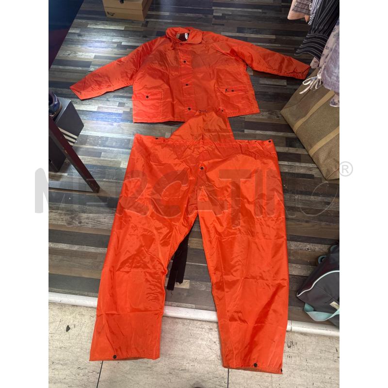 COMPLETO UOMO HELLY HANSEN ARANCIONE MARE BARCA | Mercatino dell'Usato Montesilvano 1