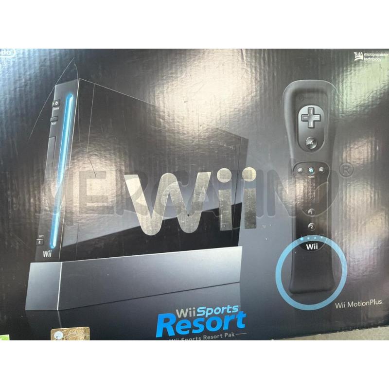 CONSOLLE WII SPORT RESORT CON DUE GIOCHI | Mercatino dell'Usato Montesilvano 1