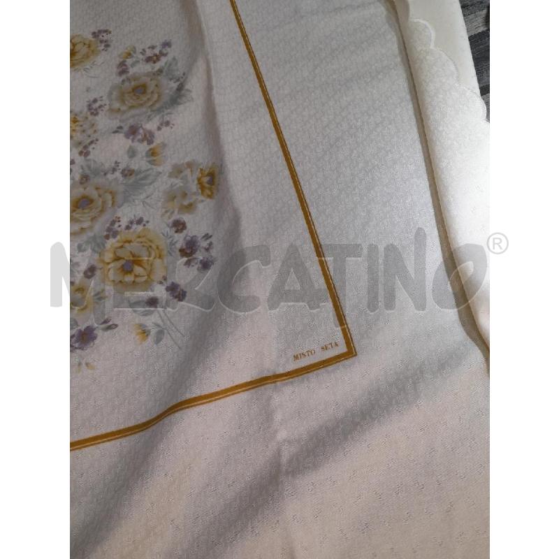 COPRI LETTO BEIGE M FIORI LILLA | Mercatino dell'Usato Montesilvano 2