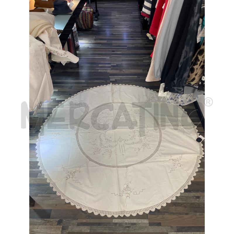 COPRI TAVOLO TONDO BORDINO UNCINETTO ECRU RICAMI MACCHINA | Mercatino dell'Usato Montesilvano 1