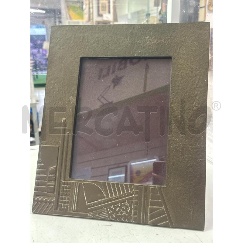 CORNICE METALLO BRONZATO 34 X 29 | Mercatino dell'Usato Montesilvano 1