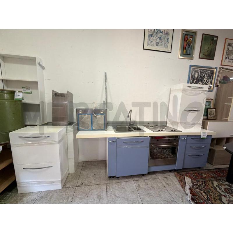 CUCINA COMPONIBILE FORNO+ PIANO COTTURA+ CAPPA BIANCA AZZURRA | Mercatino dell'Usato Montesilvano 1
