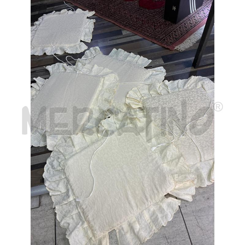 CUSCINO N 6 AVORIO | Mercatino dell'Usato Montesilvano 2