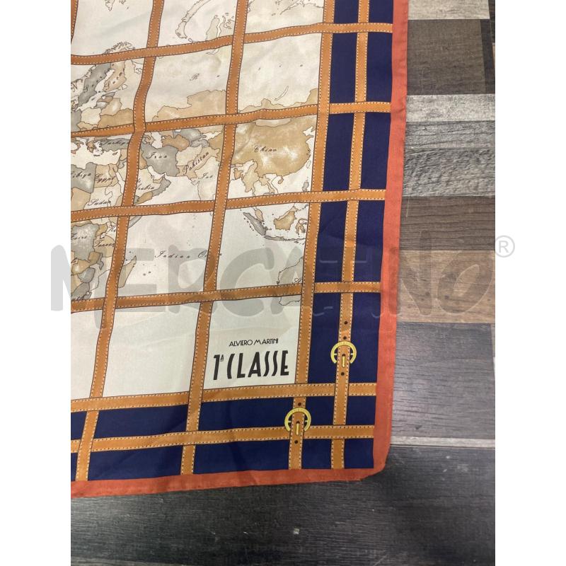 FOULARD PICCOLO 1 CLASSE | Mercatino dell'Usato Montesilvano 2