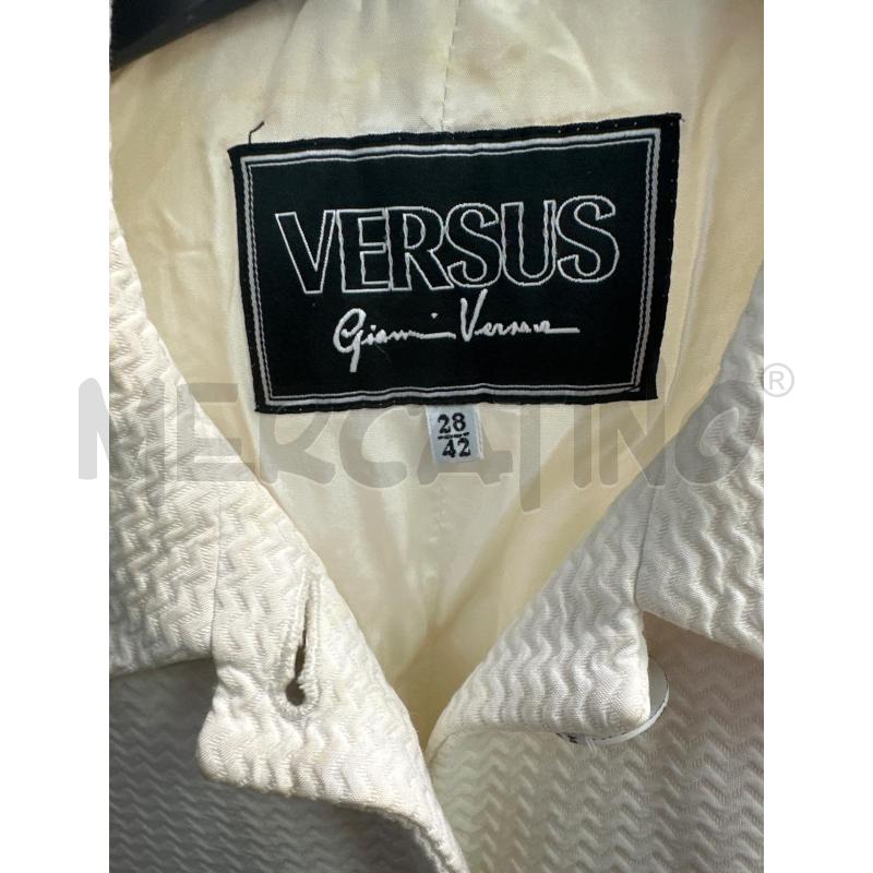 GIACCA DONNA VERSUS GIANNI VERSACE BIANCA RIGA NERA | Mercatino dell'Usato Montesilvano 2