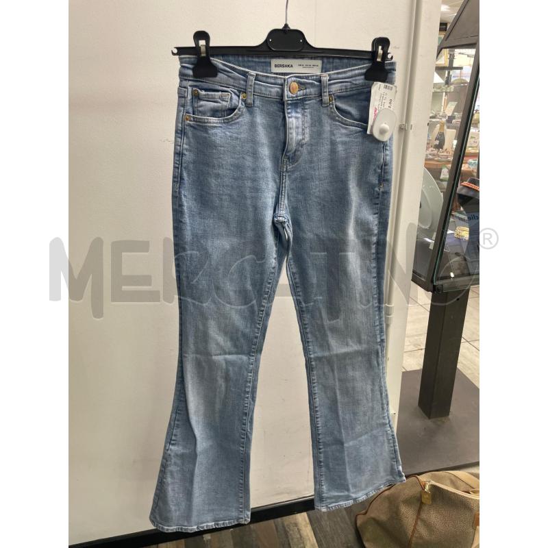 JEANS DONNA BERSHKA LAV CHIARO ZAMPA | Mercatino dell'Usato Montesilvano 1