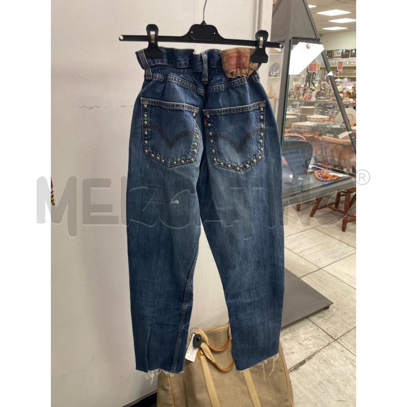 JEANS DONNA LEVIS 501 LAV SCURO W32 L32 | Mercatino dell'Usato Montesilvano 2