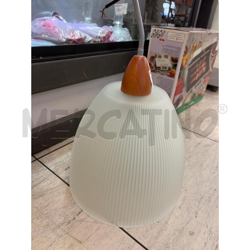 LAMPADARIO BIANCO CAMPANA RIGA TESTA LEGNO | Mercatino dell'Usato Montesilvano 2