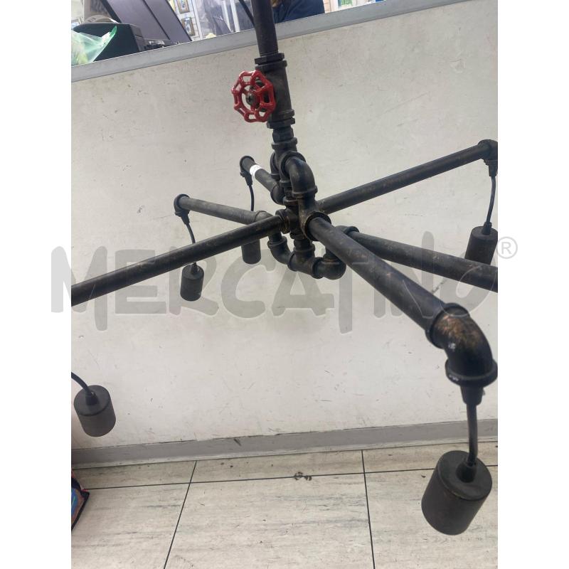 LAMPADARIO FERRO CHIAVETTA ROSSA 6 BRACCIA | Mercatino dell'Usato Montesilvano 1