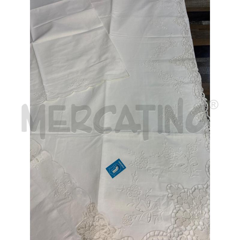 LENZUOLO MATRIMONIALE LINO FIORI RICAMATI MACCHINA+ FEDERE | Mercatino dell'Usato Montesilvano 2