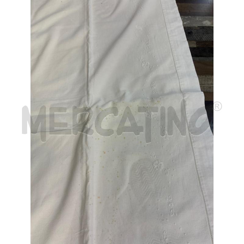 LENZUOLO MATRIMONIALE RICAMATO+2 FEDERE MACCHIATO | Mercatino dell'Usato Montesilvano 3