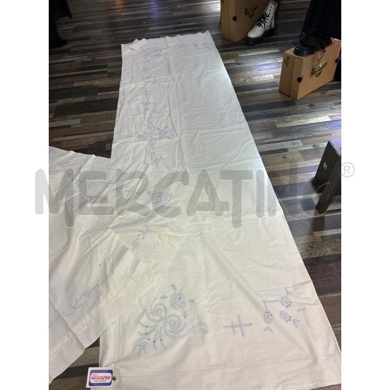 LENZUOLO MATRIMONIALE + 2 FEDERE RICAMATO BLU | Mercatino dell'Usato Montesilvano 1